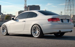 m359-hypersilver-335i-rearside